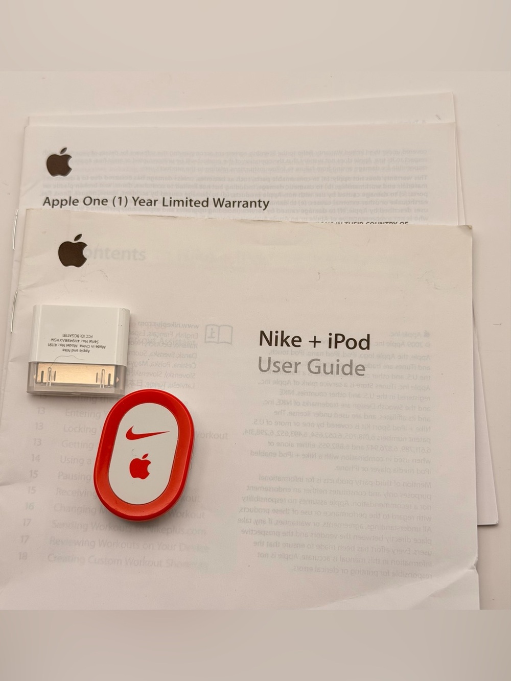 Nike+iPod Sport Kit Pack for iPod Nano & Nike Shoes, With Manuals